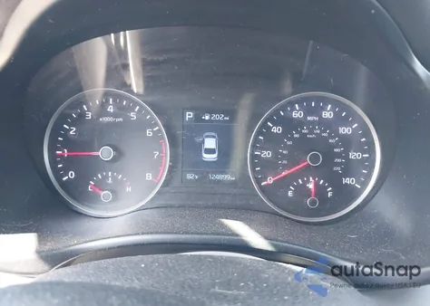 2018 Kia Rio Ex z USA, uszkodzony, nr VIN 3KPA34AB2JE058610